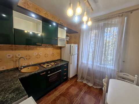 квартира за адресою Софіївська вул., 5б