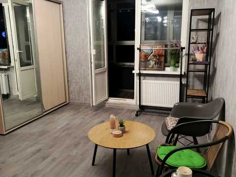 квартира за адресою Ревуцького вул., 54