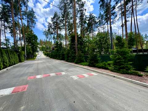 участок по адресу 