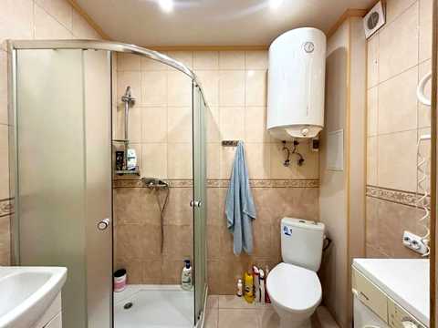квартира за адресою Героїв просп., 11