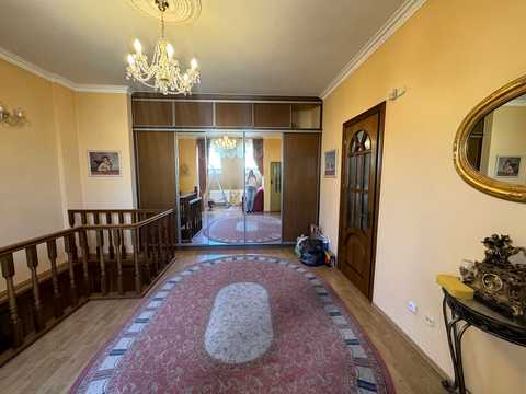квартира за адресою Остапа Нижанківського вул., 3