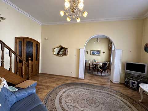 квартира за адресою Остапа Нижанківського вул., 3
