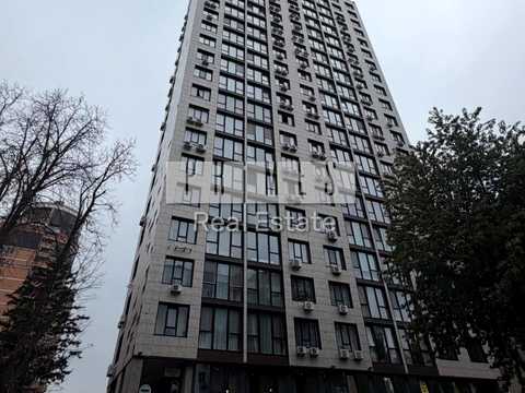 паркомісце за адресою Василя Тютюнника вул. (Анрі Барбюса), 28-А