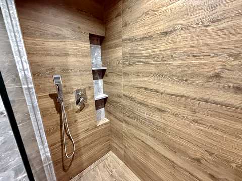 квартира за адресою Червоної Калини вул., 8