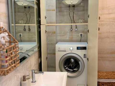 квартира за адресою Незалежності вул. (Армійська), 8Б