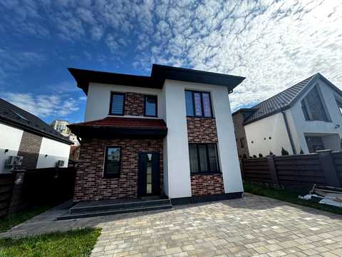 дом по адресу с. Чайки, Олени Теліги ул., 7