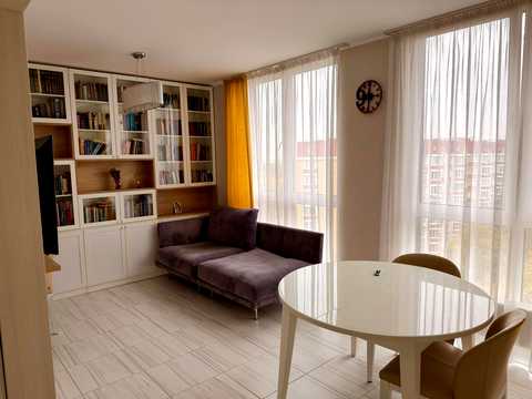квартира за адресою Салютна вул., 2к2
