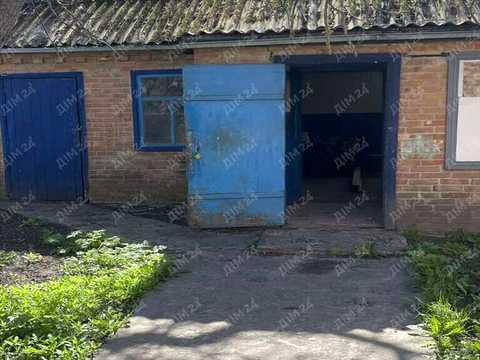 дом по адресу с. Абазовка, Пристанційна ул., 1