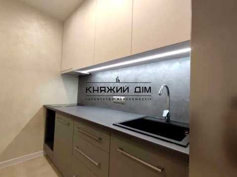 квартира за адресою Миколи Хвильового вул., 3