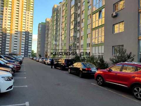 квартира за адресою Миколи Хвильового вул., 3