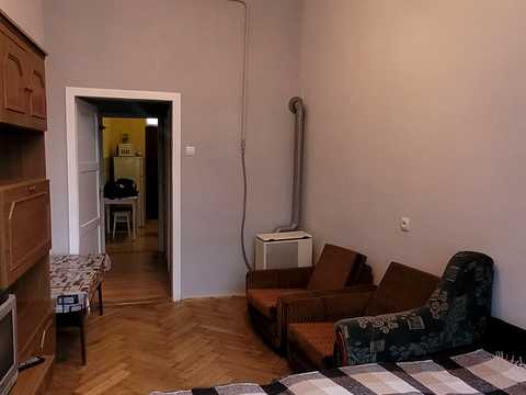 квартира за адресою Рене Декарта вул., 17