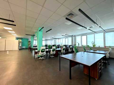 коммерческая по адресу Верхній Вал ул., 72