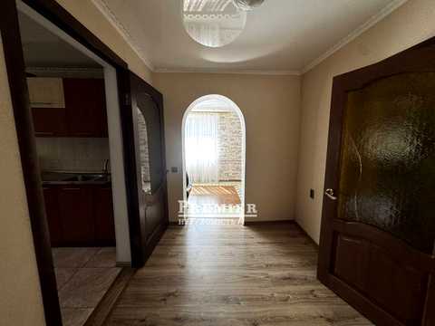 будинок за адресою с. Нерубайське, микояна, 23
