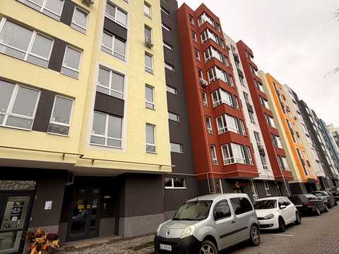 квартира за адресою Чернівці, Григорія Мізюна вул., (Будинок 14)