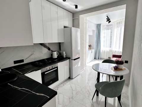 квартира за адресою Боголюбова вул., 24