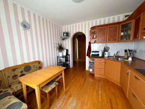 квартира за адресою Драгоманова вул., 8