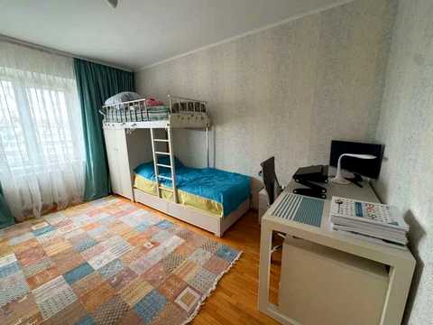 квартира за адресою Драгоманова вул., 8