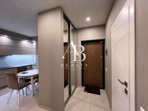 квартира за адресою Київ, Салютна вул., 2к1