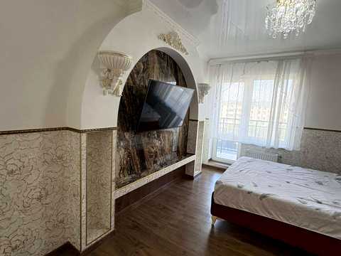 квартира за адресою Академіка Сахарова вул., 3-Є