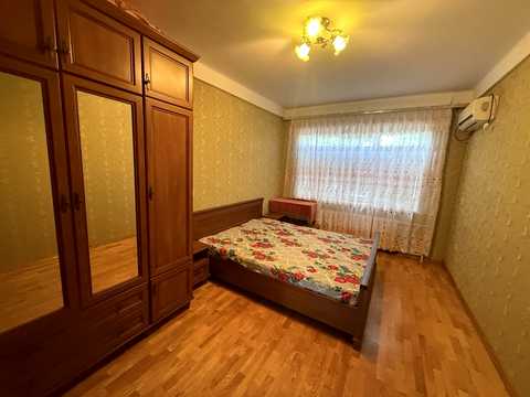 квартира за адресою Перемоги вул., 42-А