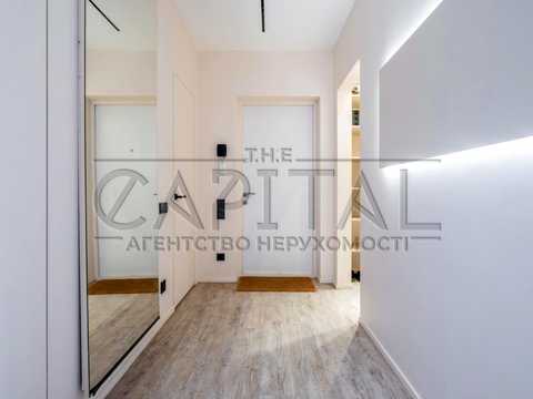 квартира за адресою Зарічна вул., 4к1