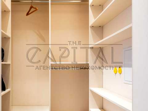 квартира за адресою Зарічна вул., 4к1