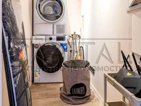 квартира за адресою Зарічна вул., 4к1