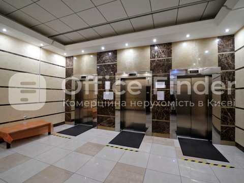 коммерческая по адресу Фізкультури ул., 30в