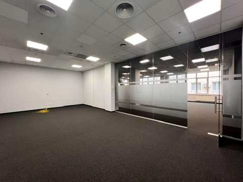 коммерческая по адресу Фізкультури ул., 30в