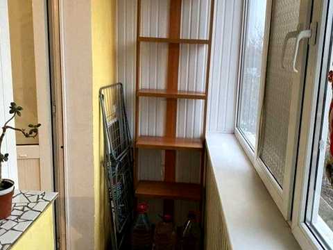 квартира за адресою Космонавтів вул., 3