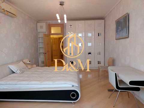 квартира за адресою Дмитрівська вул., 69