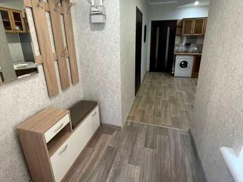квартира за адресою Івана Крамського вул., 4