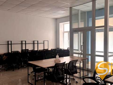 комерційна за адресою Тараса Шевченка вул., 60/1