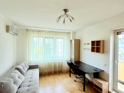 квартира за адресою Микільсько-Слобідська вул., 4-А