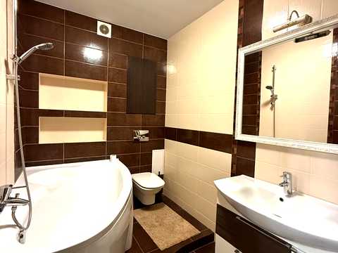 квартира за адресою Луцьк, Зоряна вул., (Будинок 1)