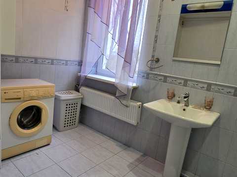 квартира за адресою Чорноглазівська вул., 12