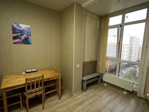 квартира за адресою Українська вул., 83-Б к1
