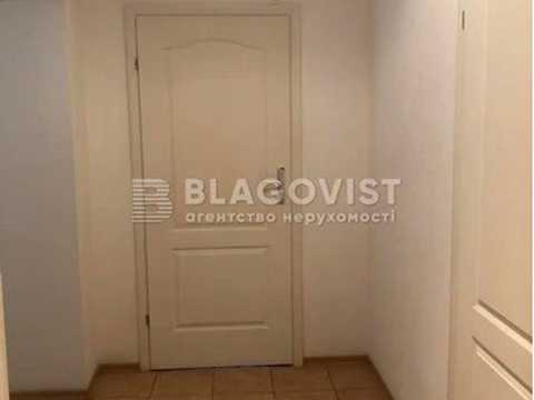 комерційна за адресою Арсенальна вул. (Зашиянівський), 15