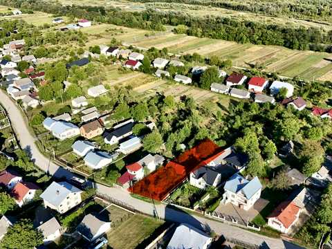 ділянка за адресою с. Гірне, 