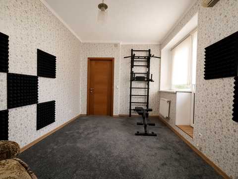 квартира за адресою Центральна вул., 7