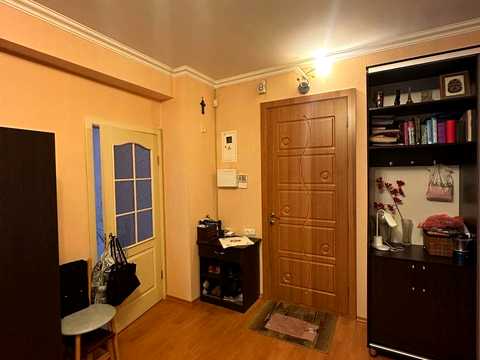 квартира по адресу Сталеваров ул., 18