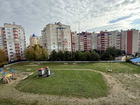 квартира за адресою Зодчих вул., 8