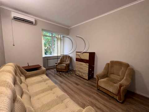 квартира за адресою Зелена вул., 25