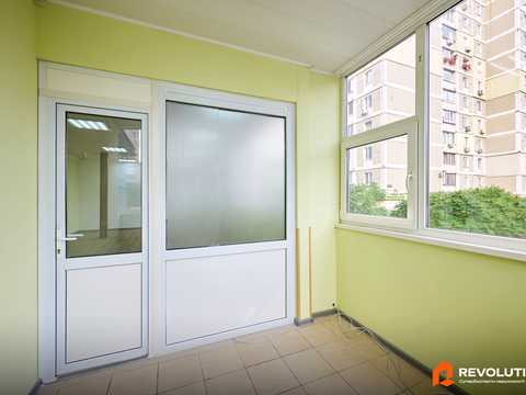 коммерческая по адресу Ларисы Руденко ул., 6А