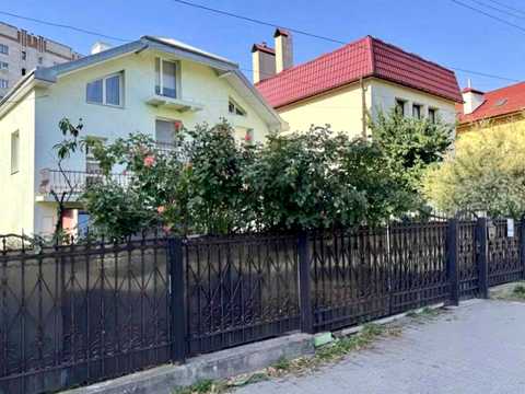 будинок за адресою Львів, Шполянська вул., 11