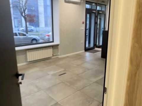комерційна за адресою Антоновича вул. (Горького), 118/9