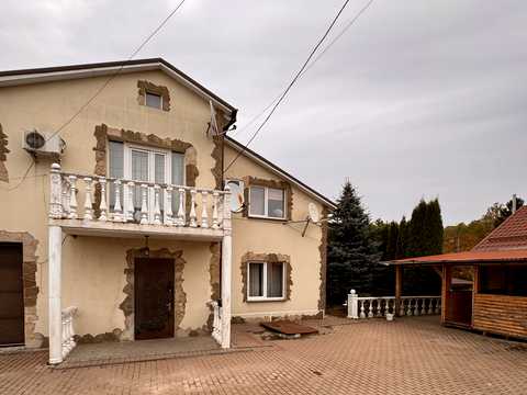 будинок за адресою с. Іванковичі, Соборна вул.