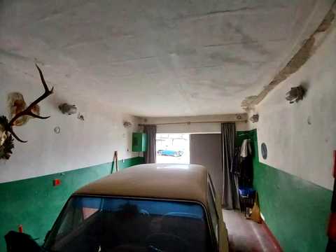 паркомісце за адресою Демнянська вул., 1