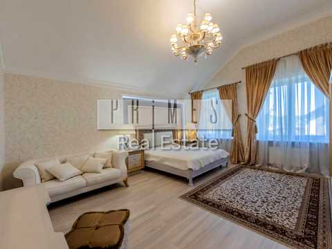 будинок за адресою с. Підгірці, Київська вул.