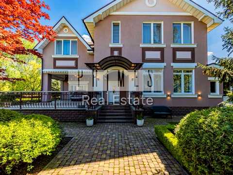будинок за адресою с. Підгірці, Київська вул.